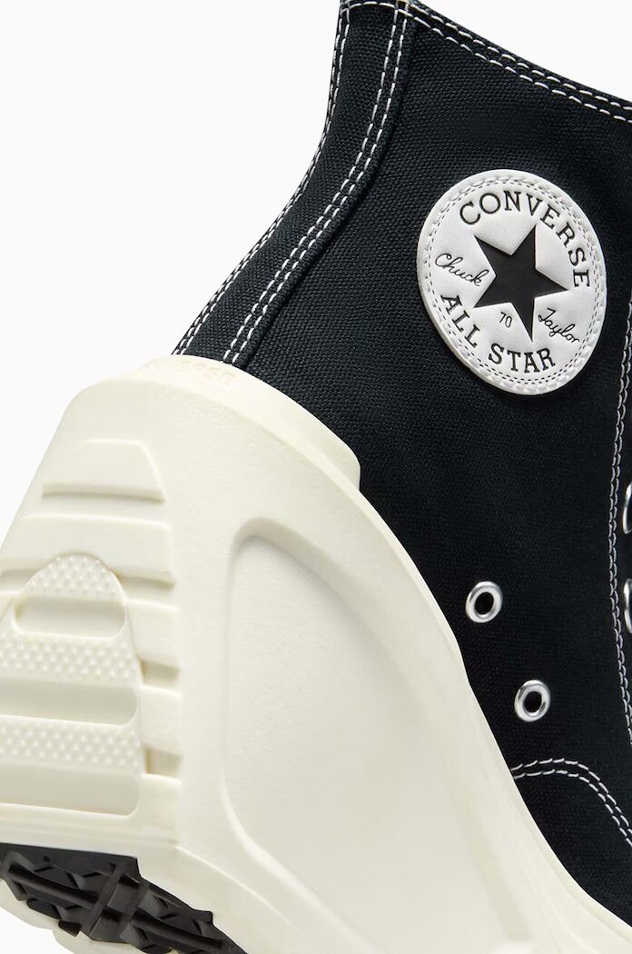Converse Високи кецове Chuck 70 De Luxe Wedge в черно A06478C