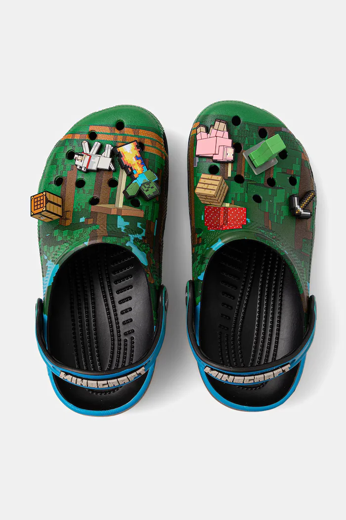 Crocs Чехли Classic Minecraft Clog в зелено 210829-90H