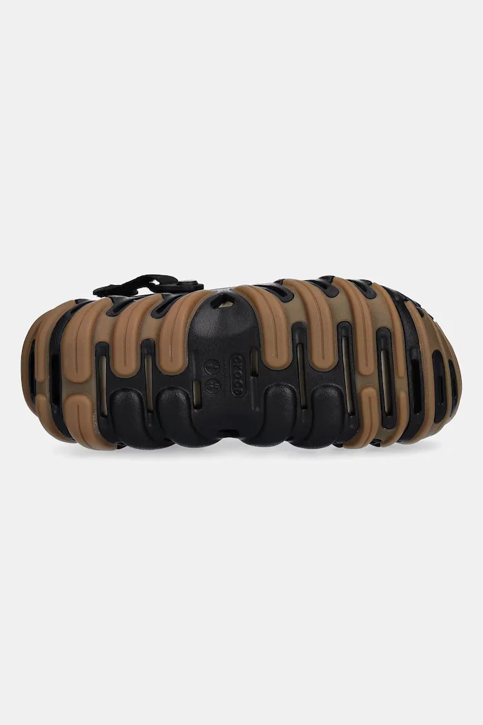 Crocs Чехли Echo Gum Ro Clog в черно 211675