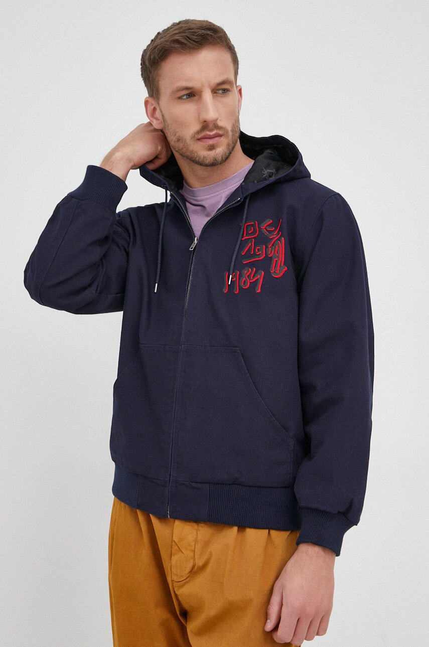 DESIGUAL Яке