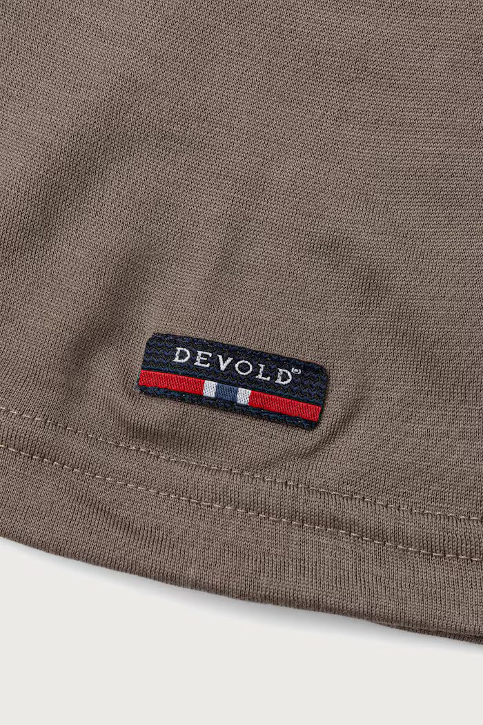 devold кръгъл шал от мериносова вълна Breeze Merino кафяв PDGO.180.840.A