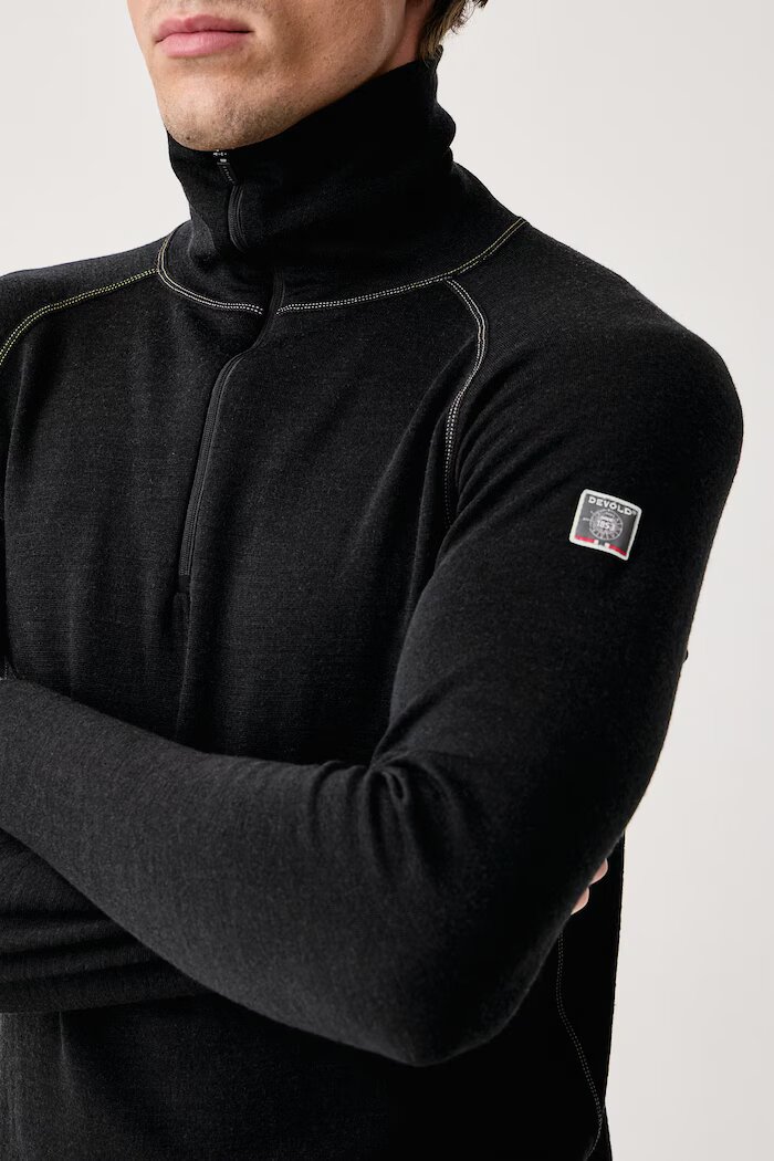 devold мъжки от вълна Expedition Merino черен PDGO.155.240.A