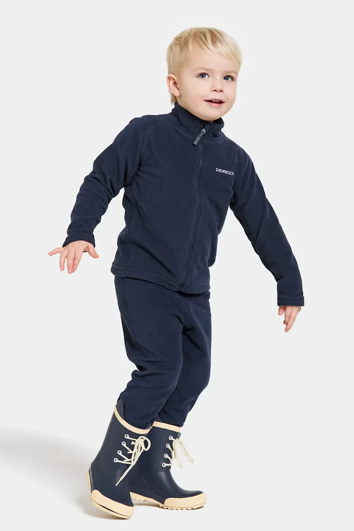 Didriksons Панталон MONTE KIDS PANTS 9 в тъмносиньо с изчистен дизайн 505027