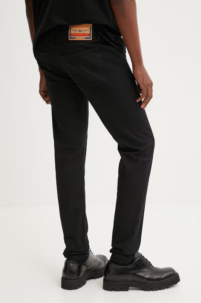 Diesel Дънки 2019 D-STRUKT L.34 PANTALONI в A03563.069YP