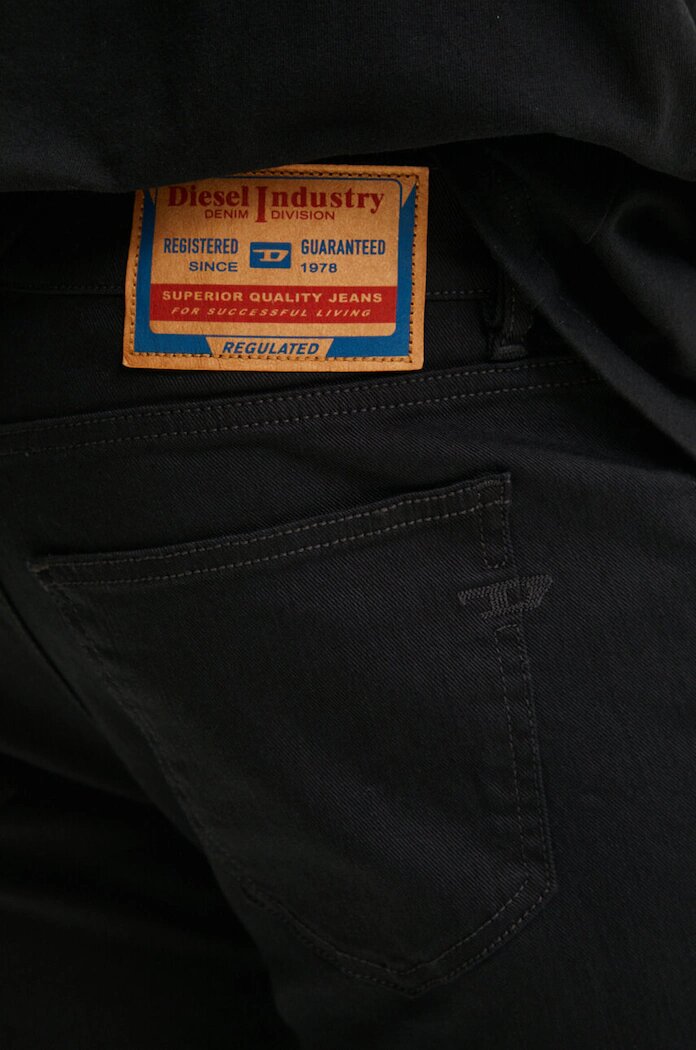 Diesel Дънки 2019 D-STRUKT L.34 PANTALONI в A03563.069YP