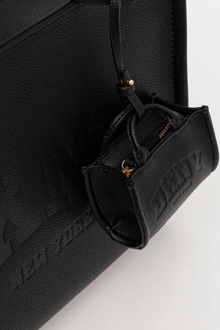 DKNY чанта crossbody дамска HADLEE черна R53AAR57