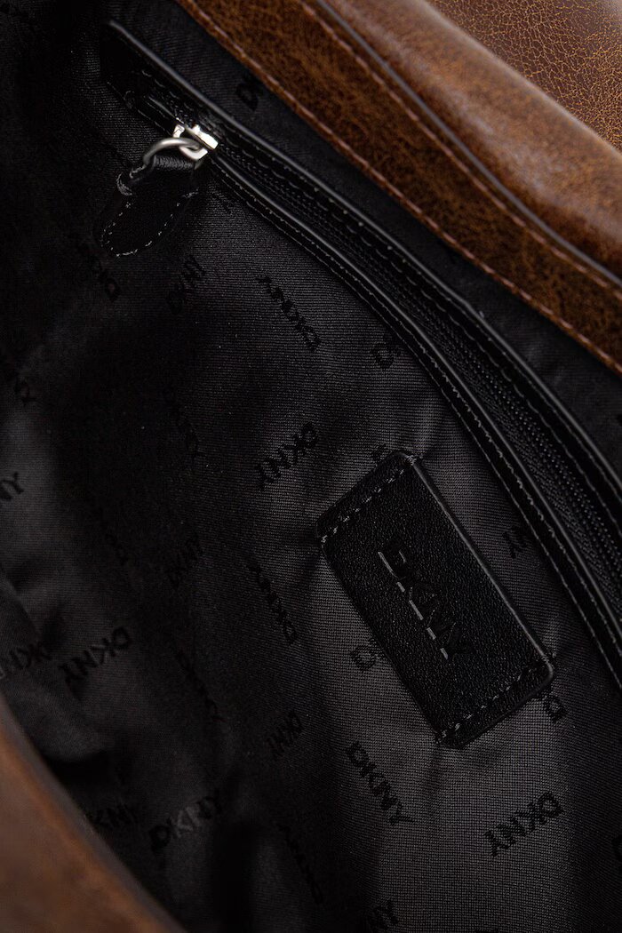 DKNY чанта tote дамска от имитация на кожа кафява R62DLR15