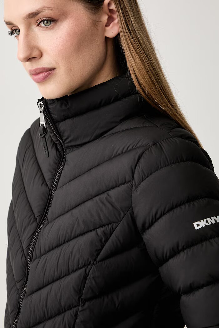 DKNY капитонирано яке дамско черно DLEMPY44