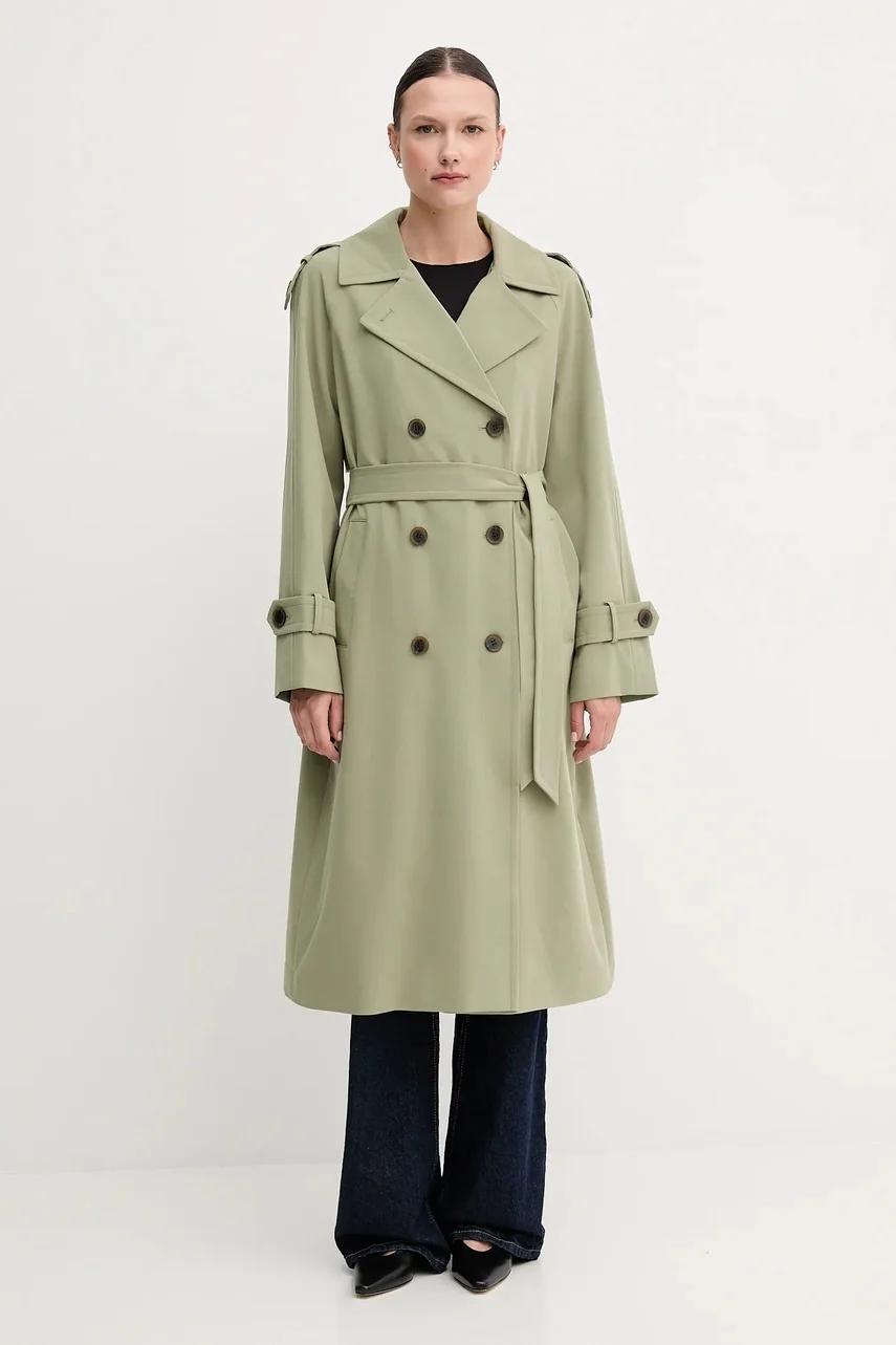 DKNY Палто