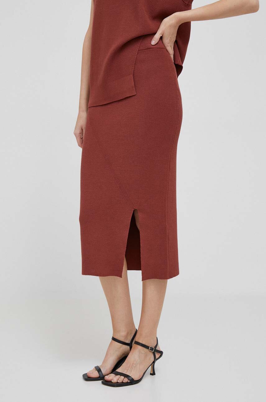DKNY Пола