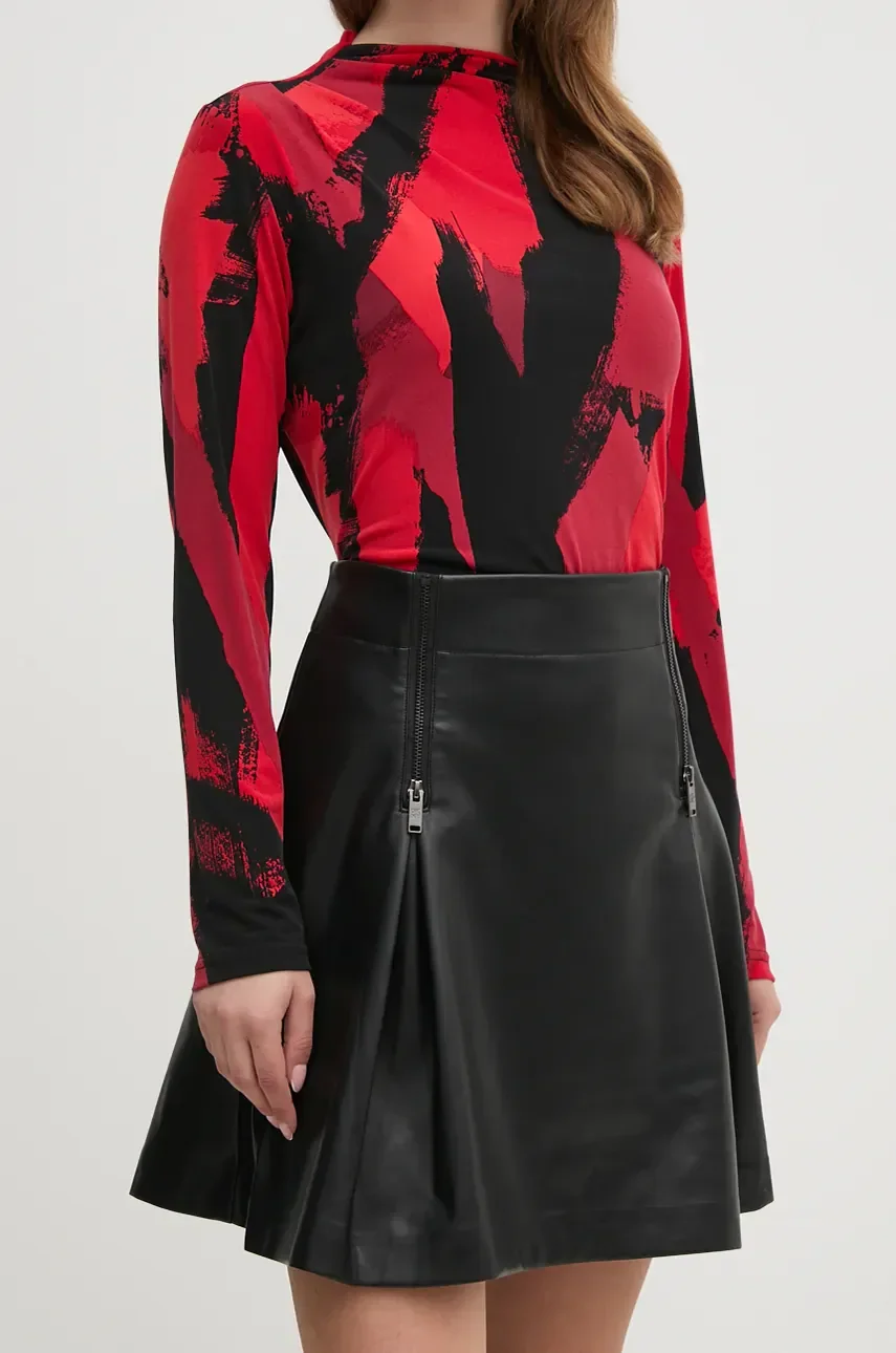 DKNY Пола