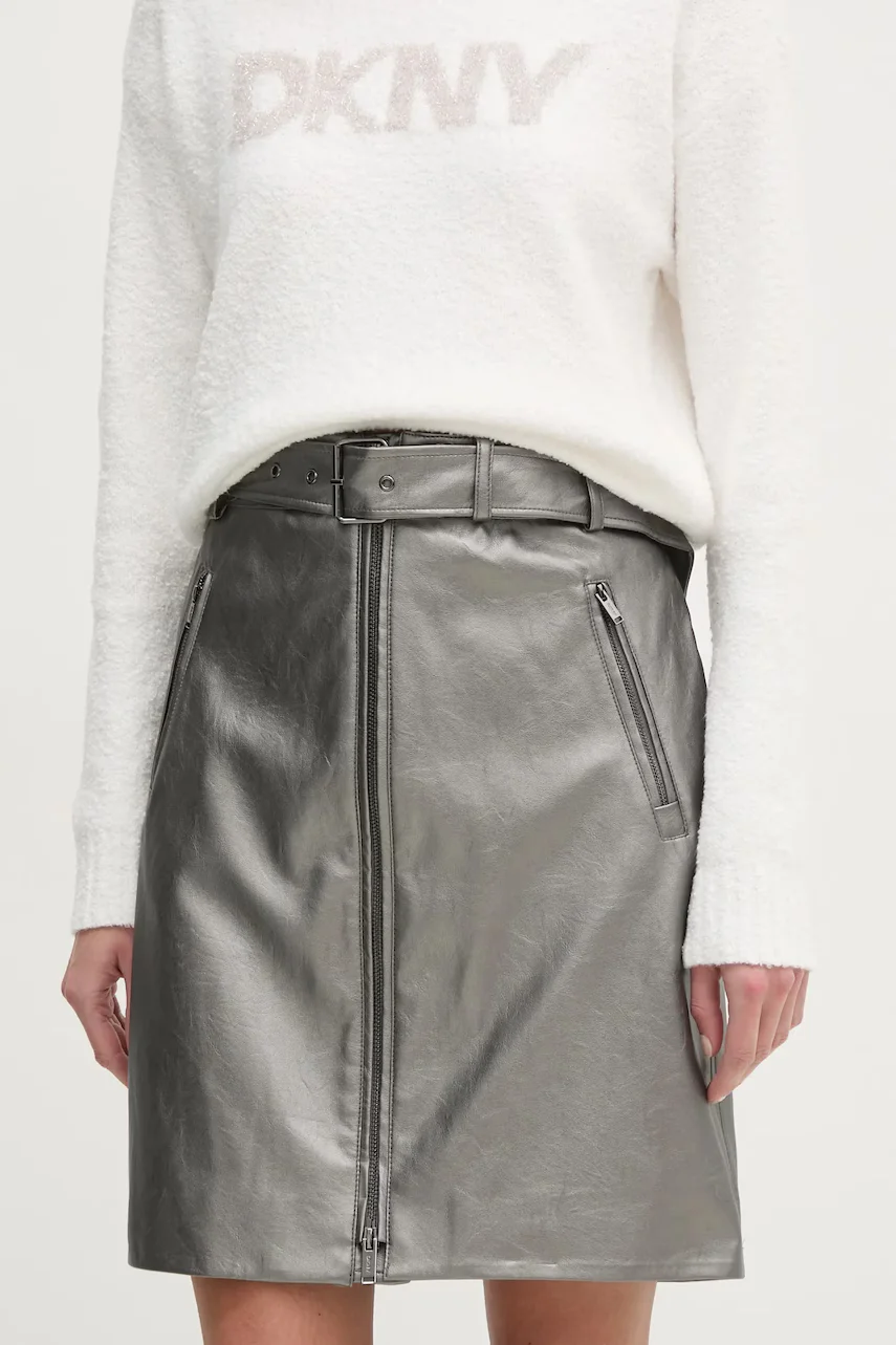 DKNY Пола