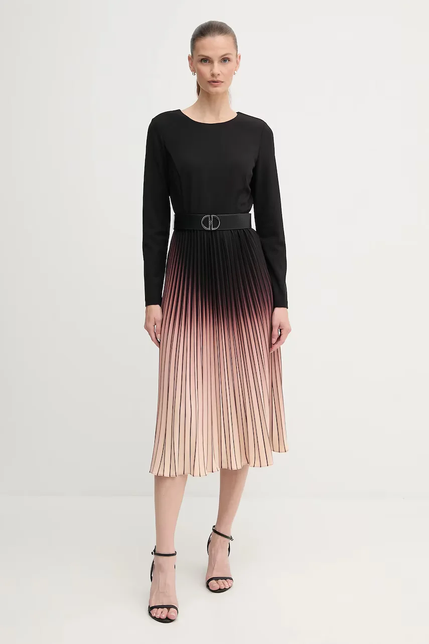 DKNY Рокля