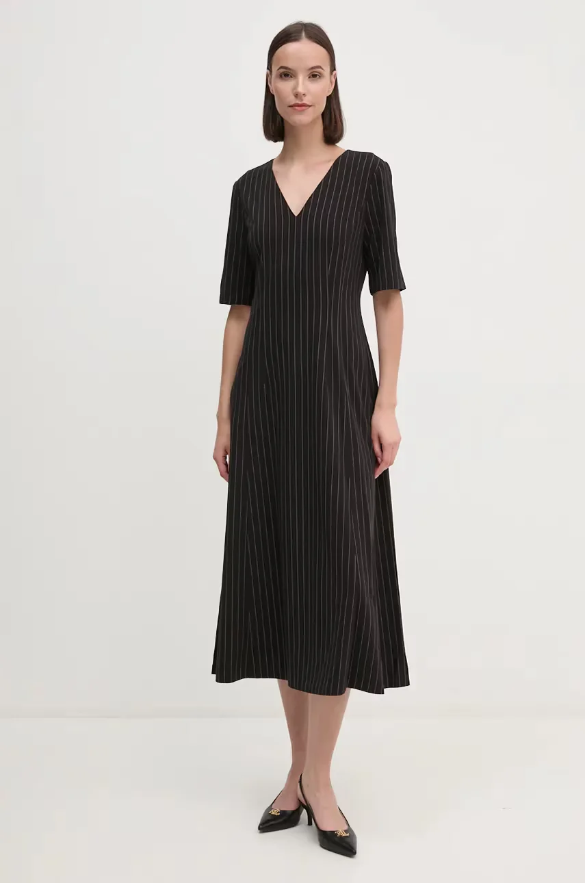 DKNY Рокля