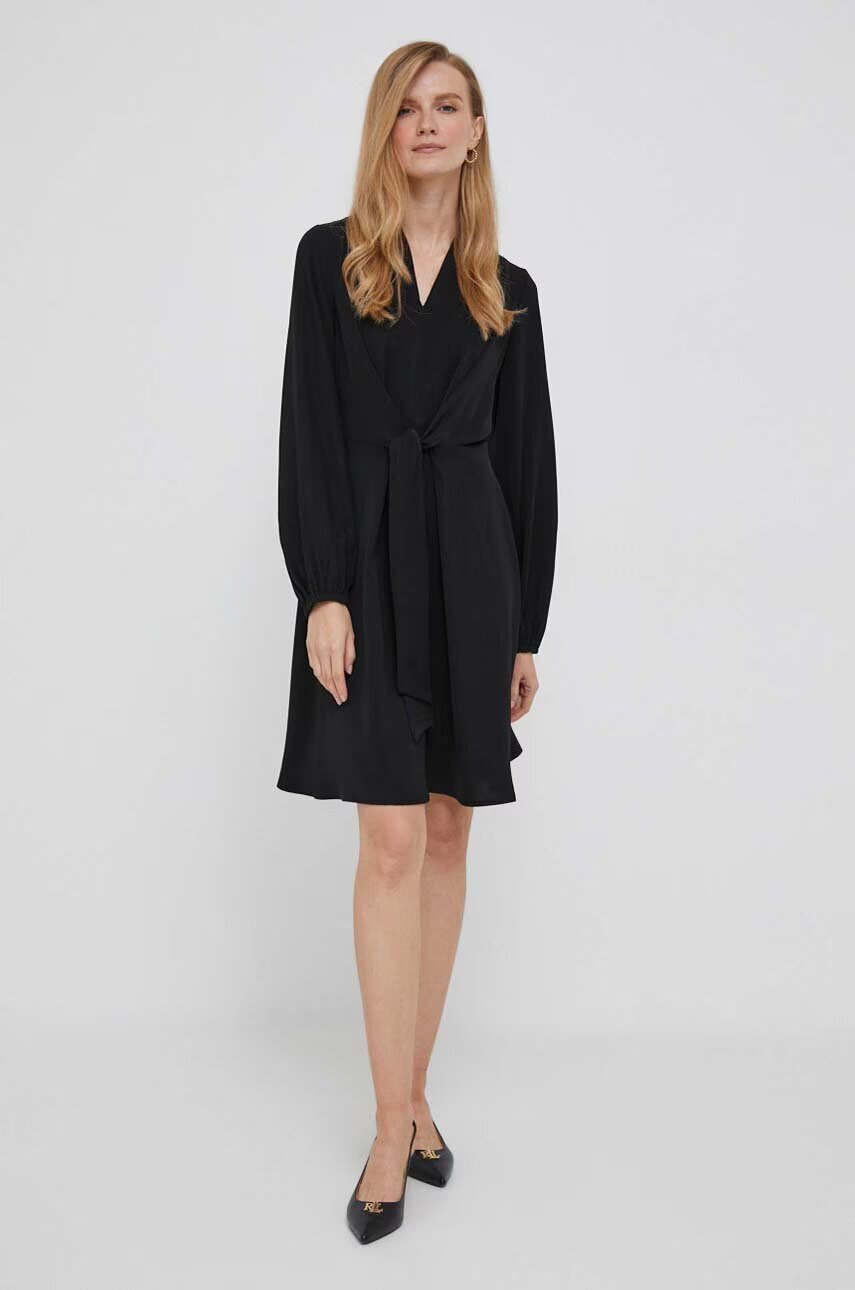 DKNY Рокля