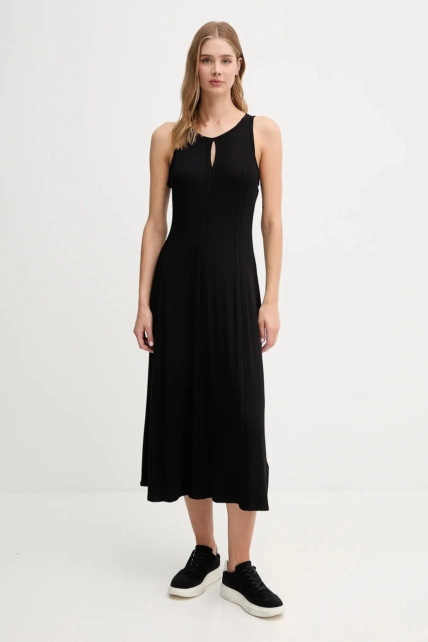 DKNY Рокля