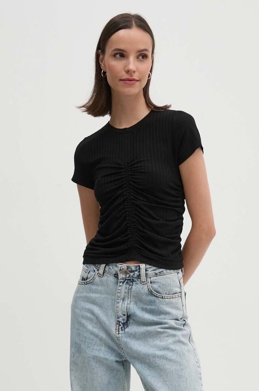 DKNY Тениска