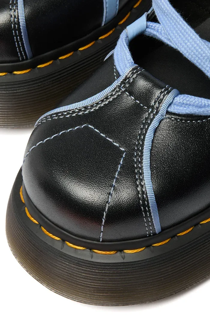 Dr. Martens балеринки от кожа Buzz Ballerina Lace Up Shoe черни DM42842001