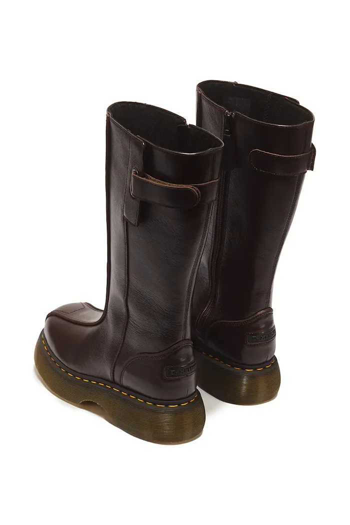 Dr Martens ботуши под коляното дамски от кожа Buzz Hi кафяви DM43156200