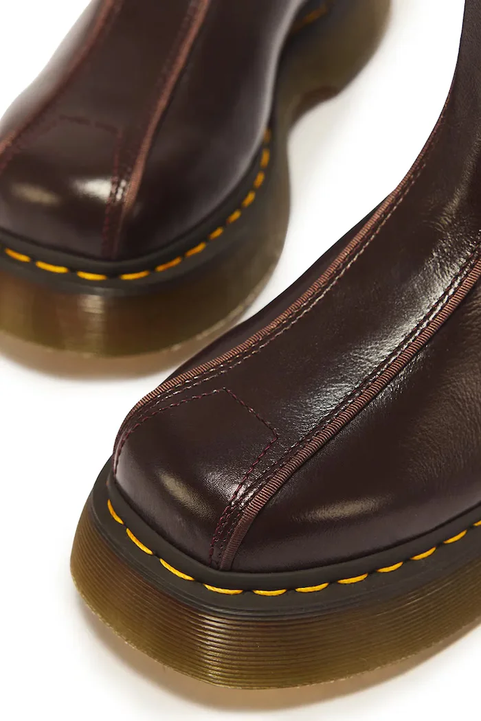 Dr Martens ботуши под коляното дамски от кожа Buzz Hi кафяви DM43156200