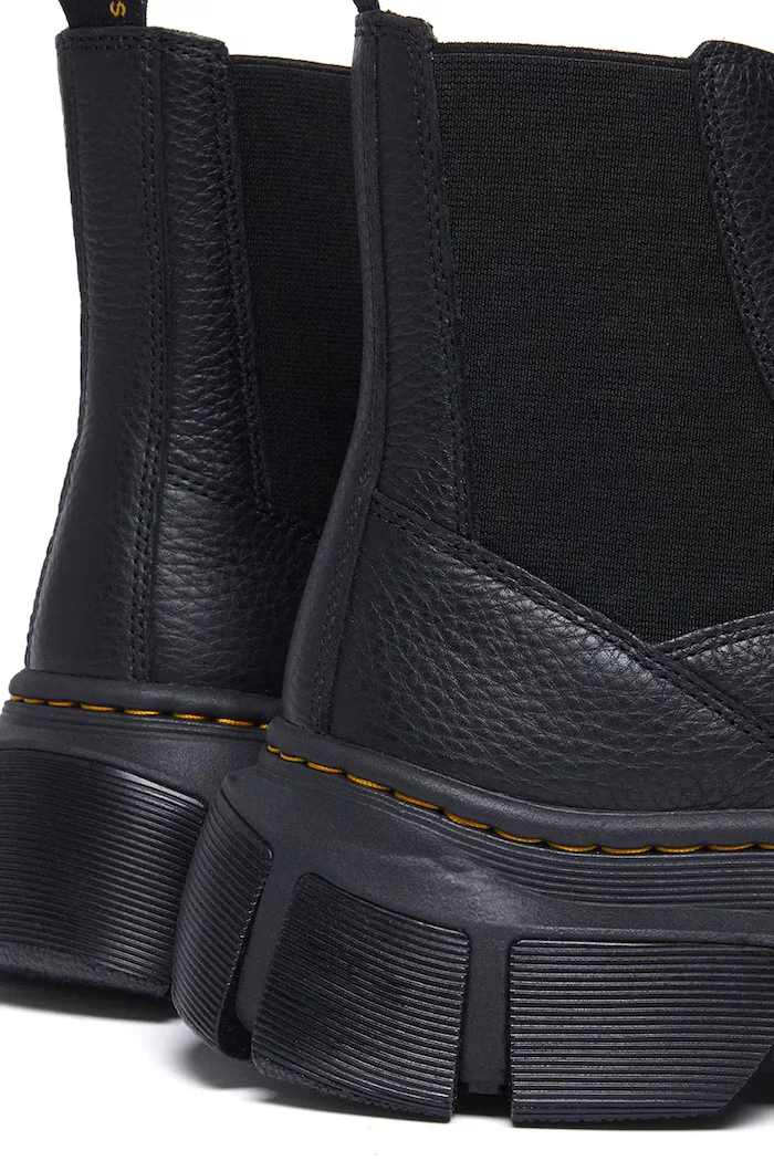 Dr Martens Кожени боти челси DMXL Zip Chelsea в черно с платформа DM41070001