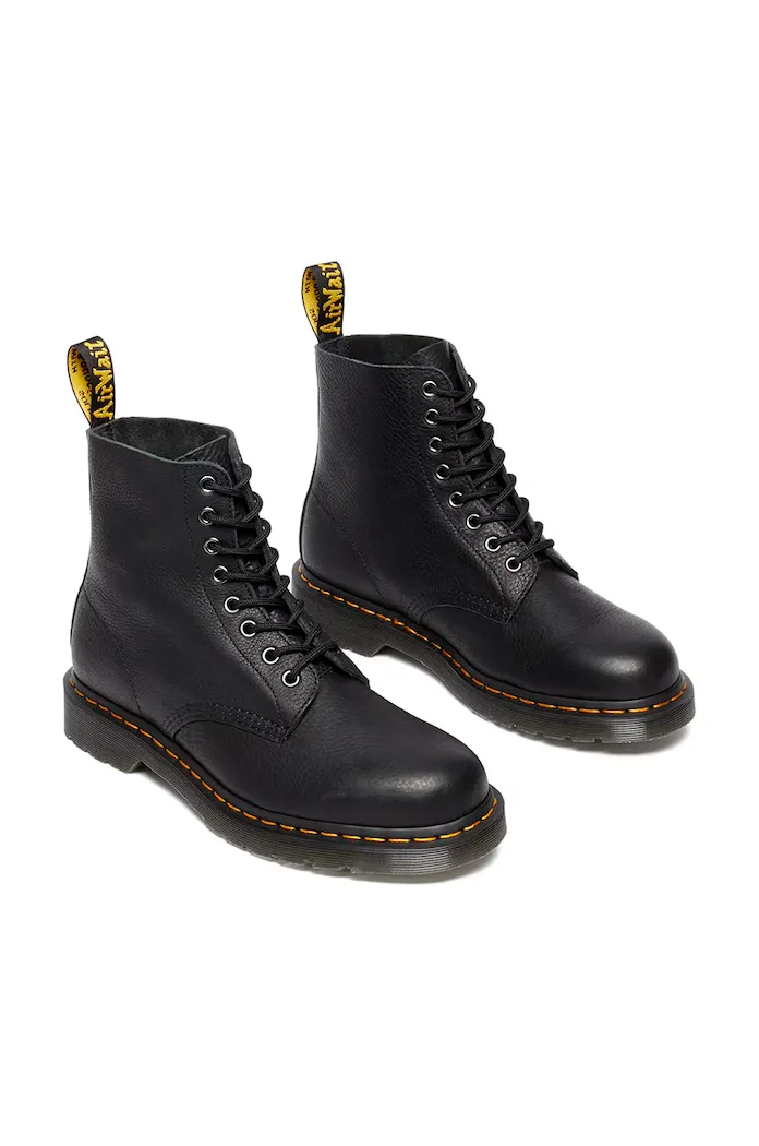 Dr. Martens Кожени кубинки 1460 Pascal Ambassador в черно с равна подметка DM31981001