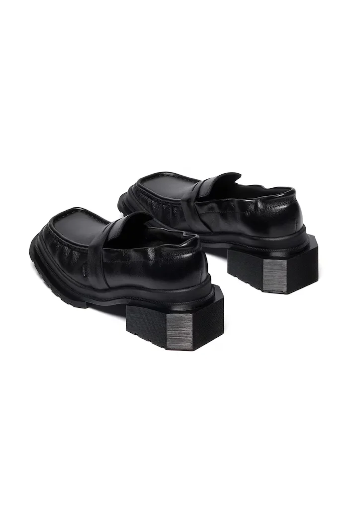 Dr. Martens Кожени мокасини Maybole Loafer в черно с платформа DM42063001