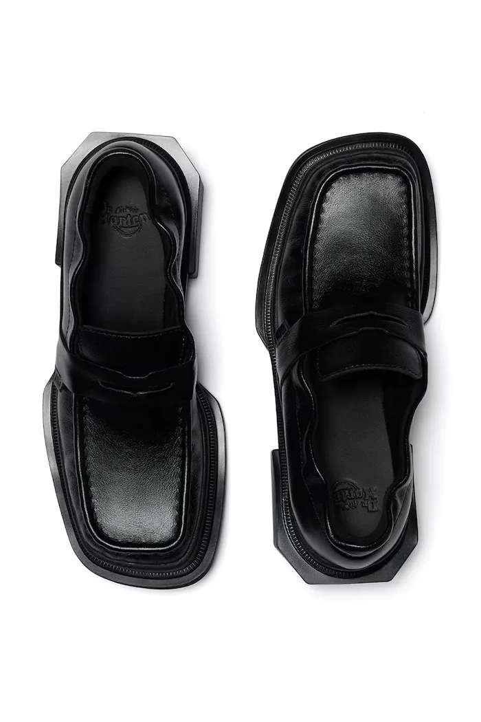 Dr. Martens Кожени мокасини Maybole Loafer в черно с платформа DM42063001