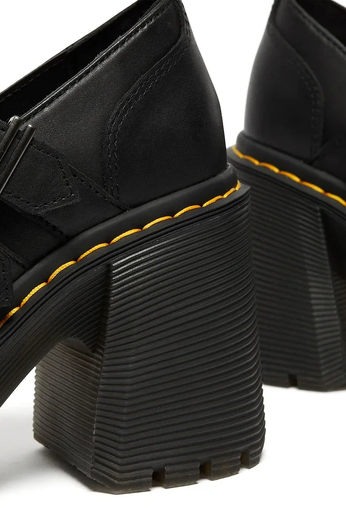 Dr Martens Кожени обувки с дебел ток Eviee Mary Jane в черно с дебел ток DM27371001