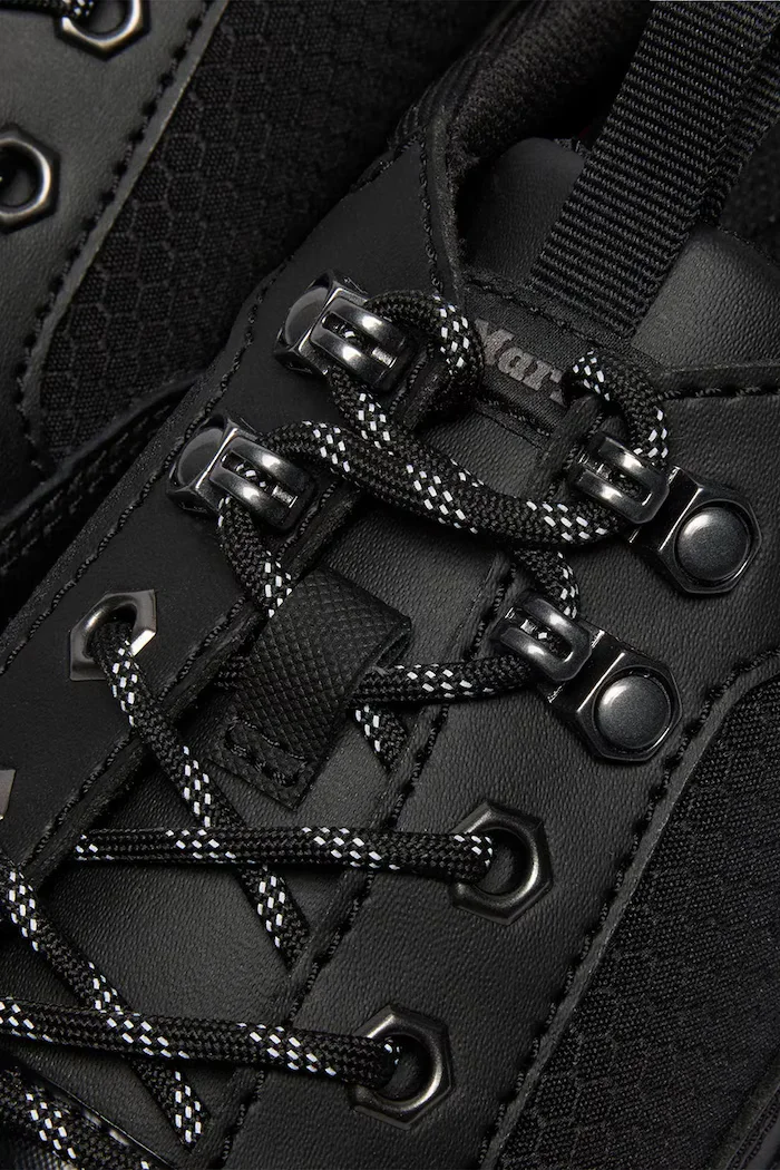Dr Martens Половинки обувки Reeder Mk.02 мъжки в черно DM41525001