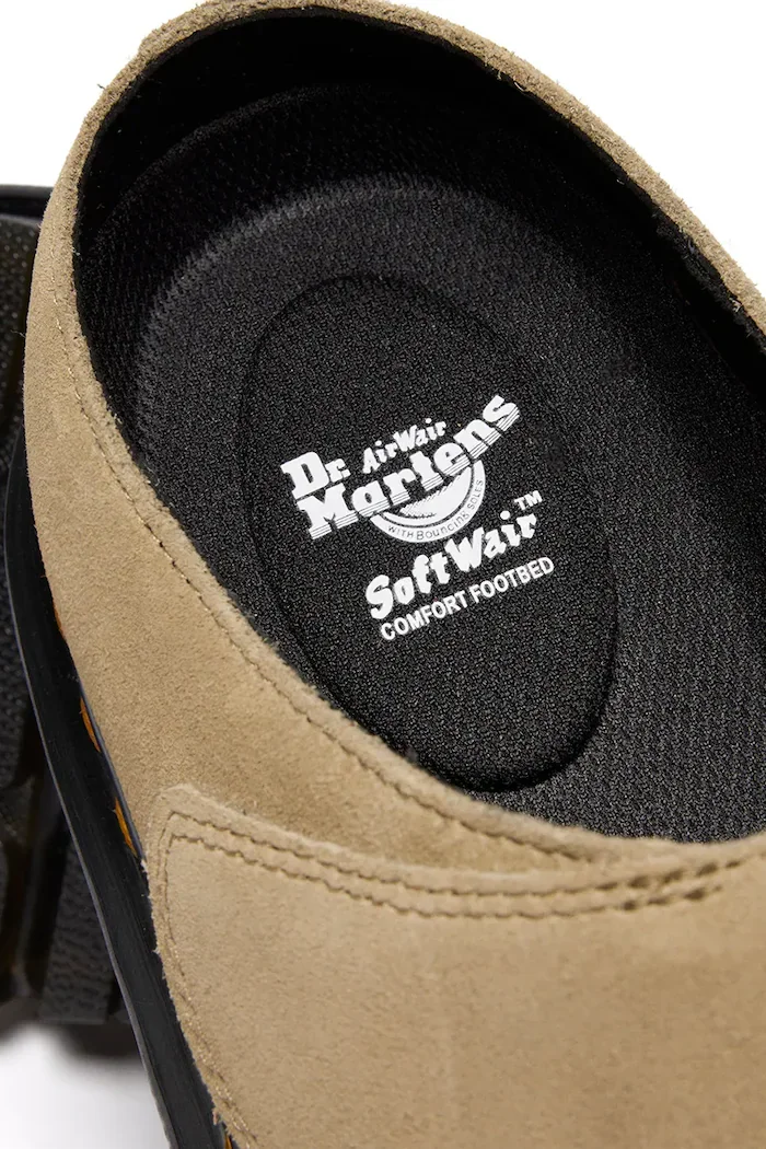 Dr. Martens Велурени чехли ZebZag AnyWair Mule в бежово DM41730200