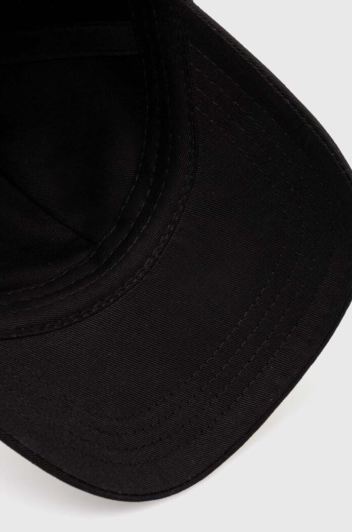 Drôle de Monsieur Памучна шапка с козирка La Casquette Slogan в черно с апликация PERM-CP151-CO138-BL