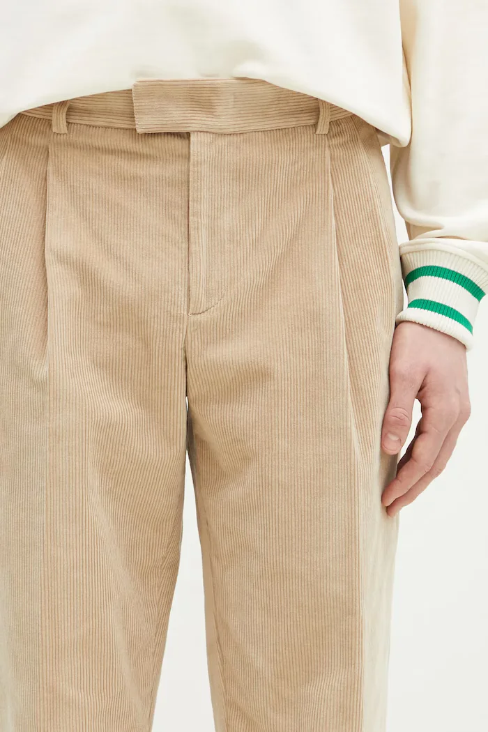 Drôle de Monsieur панталон мъжки от джинс Le Pantalon Golfeur Corduroy бежов с висока талия PERM-BP165-CO156-BG
