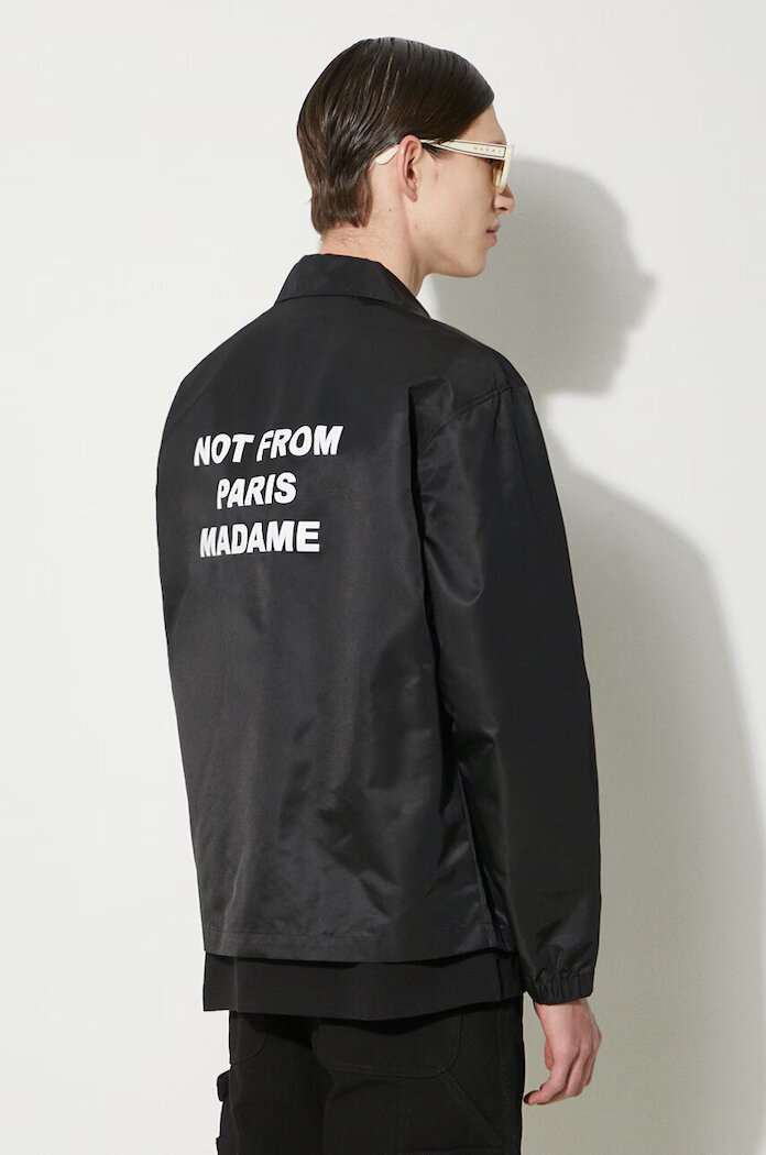 Drôle de Monsieur Яке тип риза La Veste Slogan в черно преходен модел PERM-JT183-PA014-BL