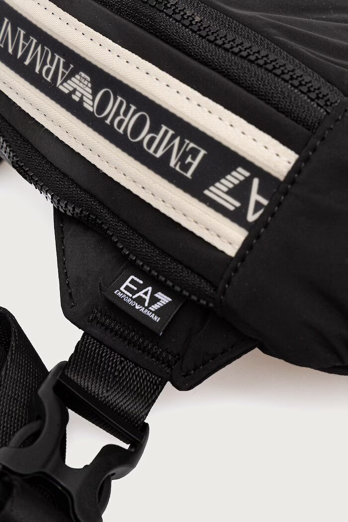 EA7 Emporio Armani чанта през рамо черна AF27659.7X000850