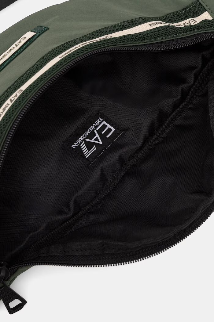 EA7 Emporio Armani чанта за кръста за носене на рамо зелена AF23098.7X000637