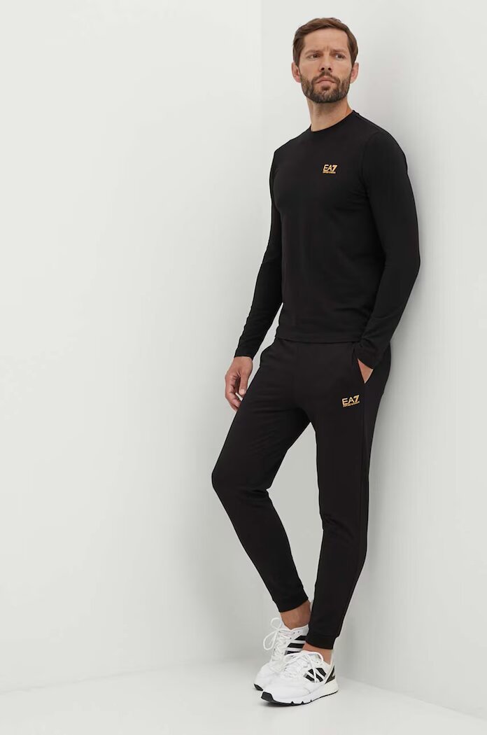 EA7 Emporio Armani Памучен спортен панталон в черно с принт PJVRZ.8NPP66