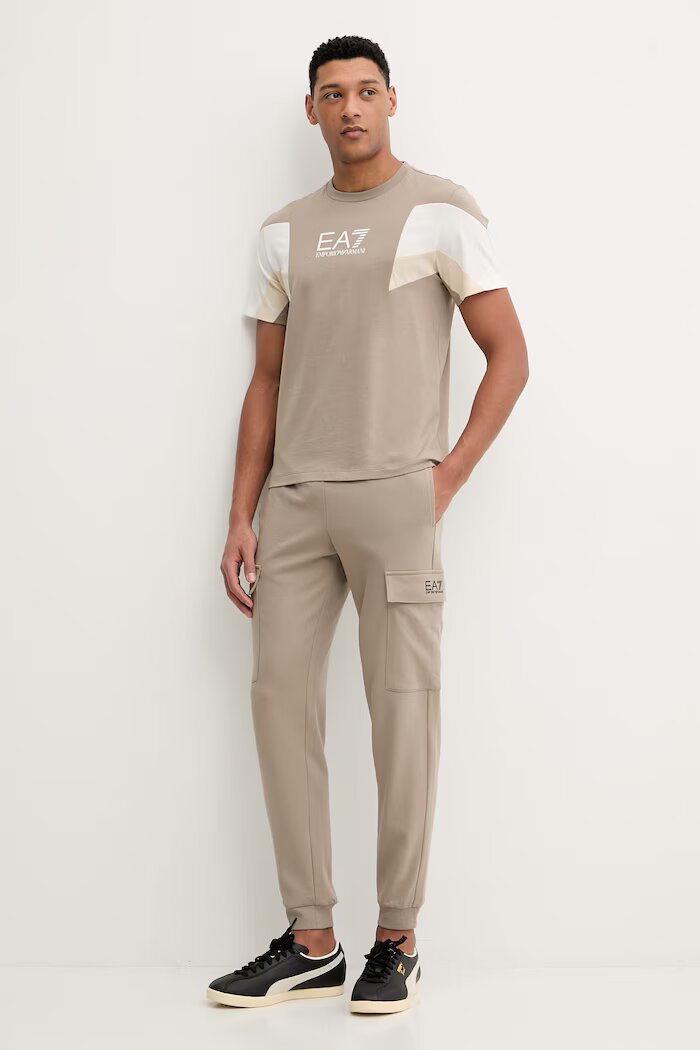 EA7 Emporio Armani Памучна тениска в кафяво с принт AF12503.7M001603