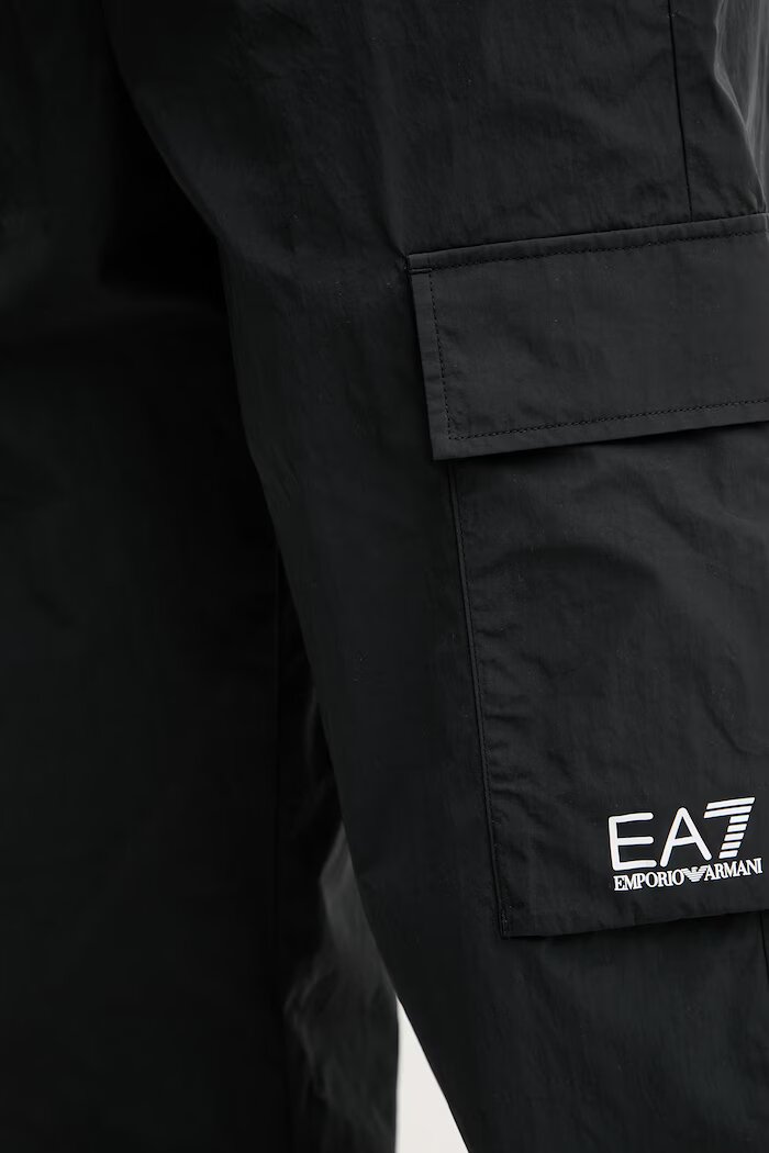EA7 Emporio Armani Панталон карго мъжки черен със стандартна талия AF13190.7M001284