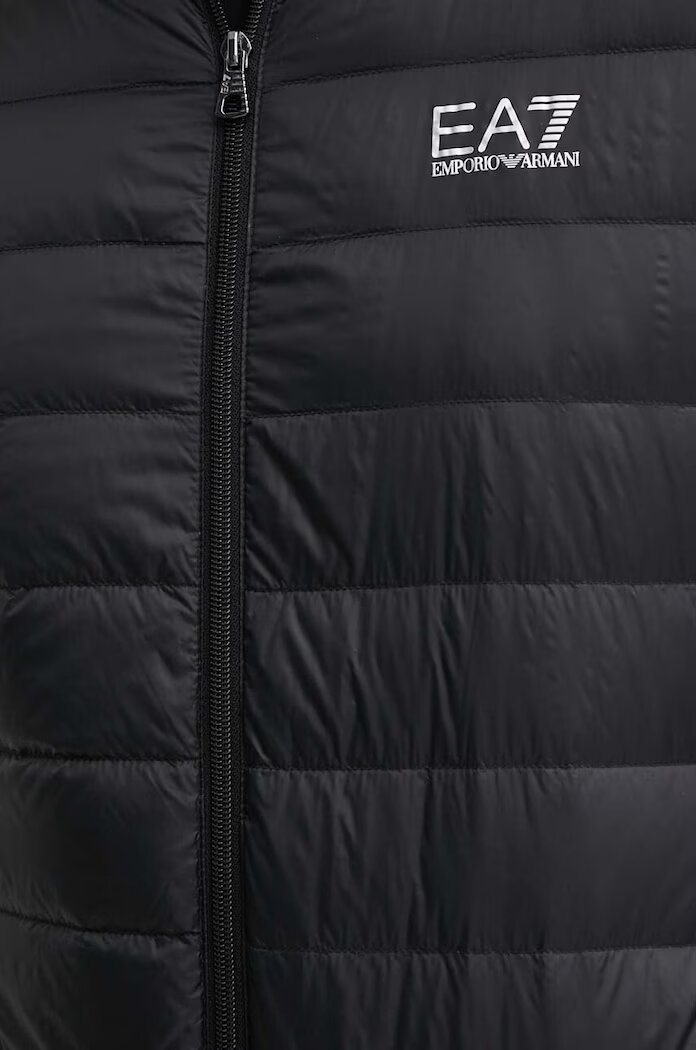 EA7 Emporio Armani Пухено яке в черно преходен модел PNGPZ.8NPB23