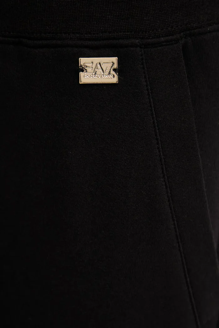 EA7 Emporio Armani Спортен панталон в черно с изчистен дизайн AF13135.7W000461