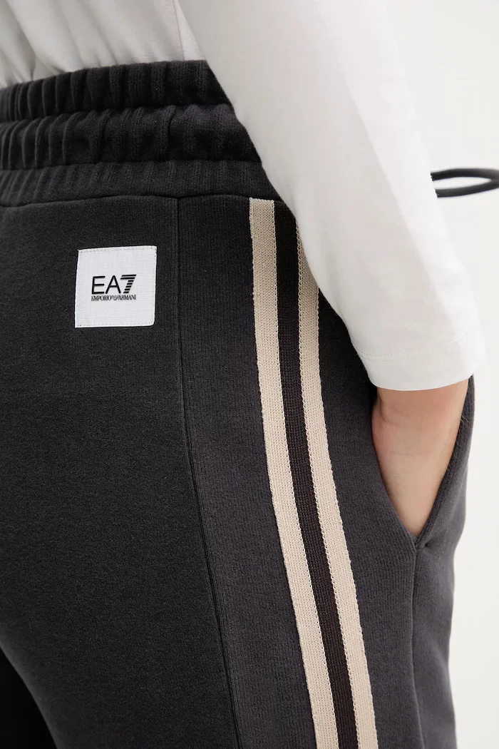 EA7 Emporio Armani Спортен панталон в сиво с апликация AF15528.7W000568