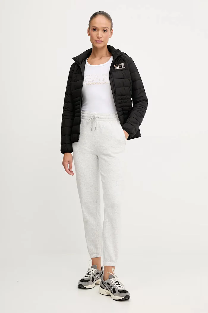 EA7 Emporio Armani Яке в черно с преходна изолация