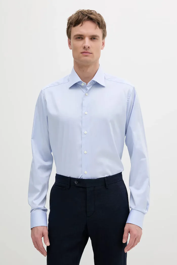Eton Памучна риза в синьо с кройка по тялото с класическа яка 100012342