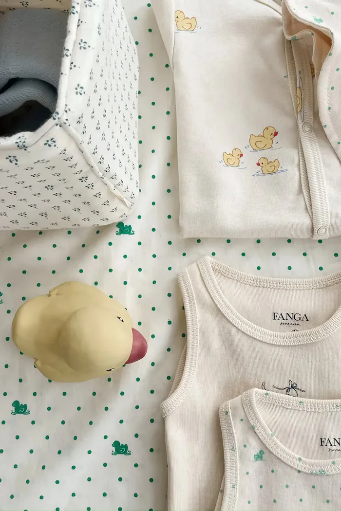 Fanga Fontana бебешки гащеризон за деца от памук BELLO DUE ONESIE OCS бежов FA100070