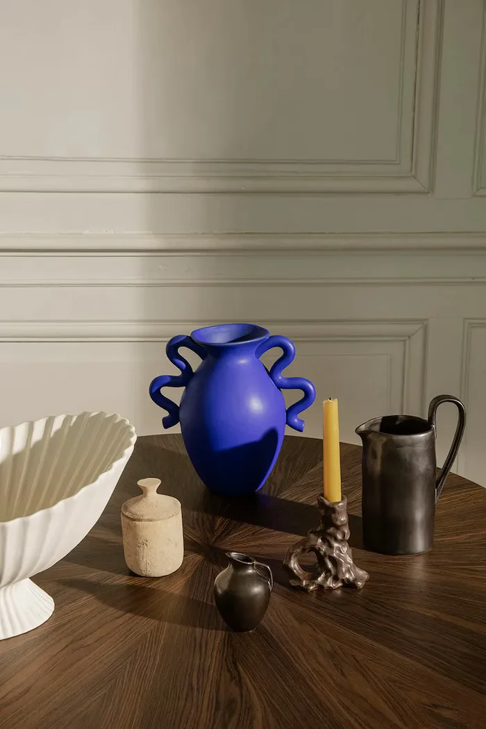 Ferm Living Декоративна ваза Verso