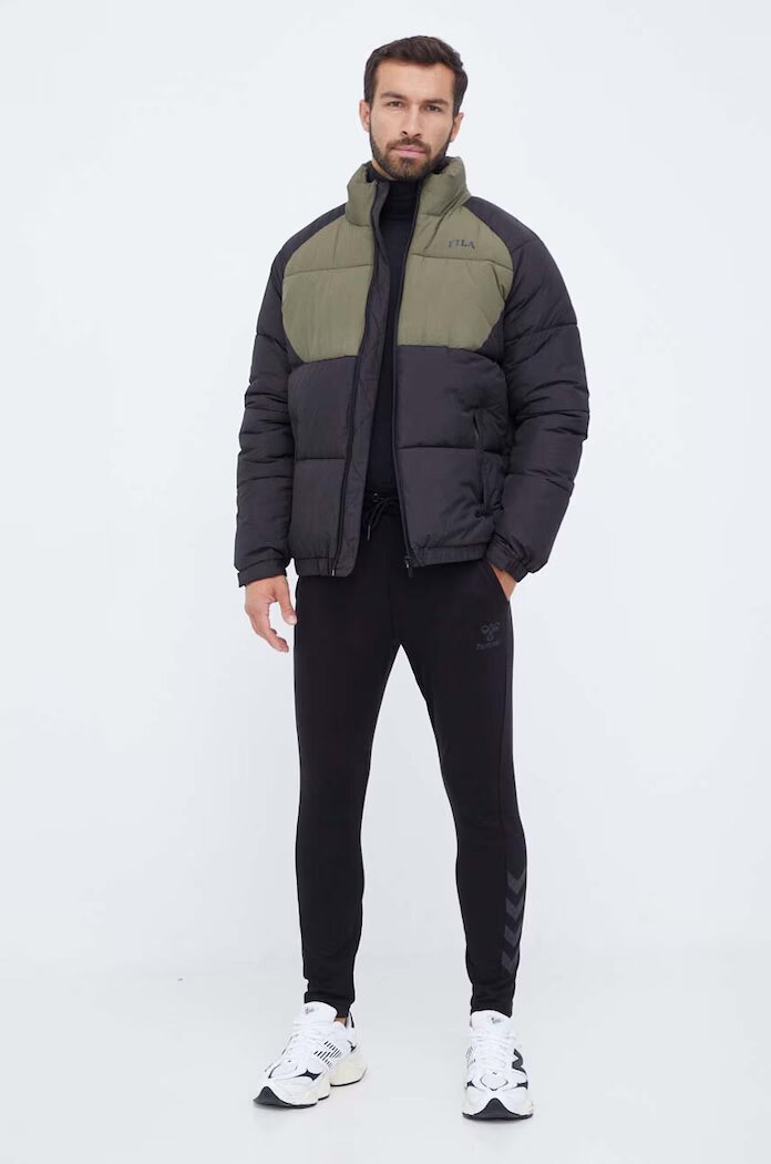 Fila Яке в черно зимен модел