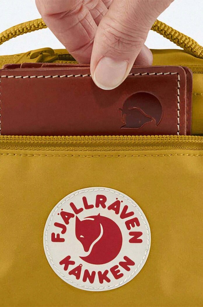 FjallRaven Чанта през рамо Kanken Hip Pack в сиво F23780 F23796