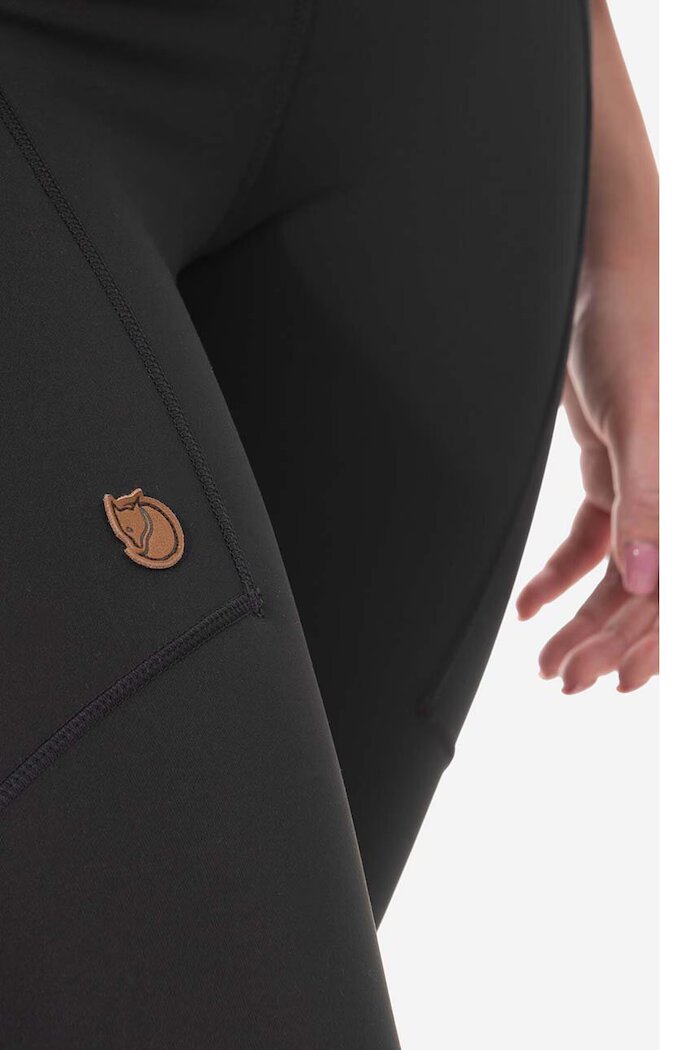 FjallRaven Клин Abisko Tights в черно с изчистен дизайн 84773 F84773
