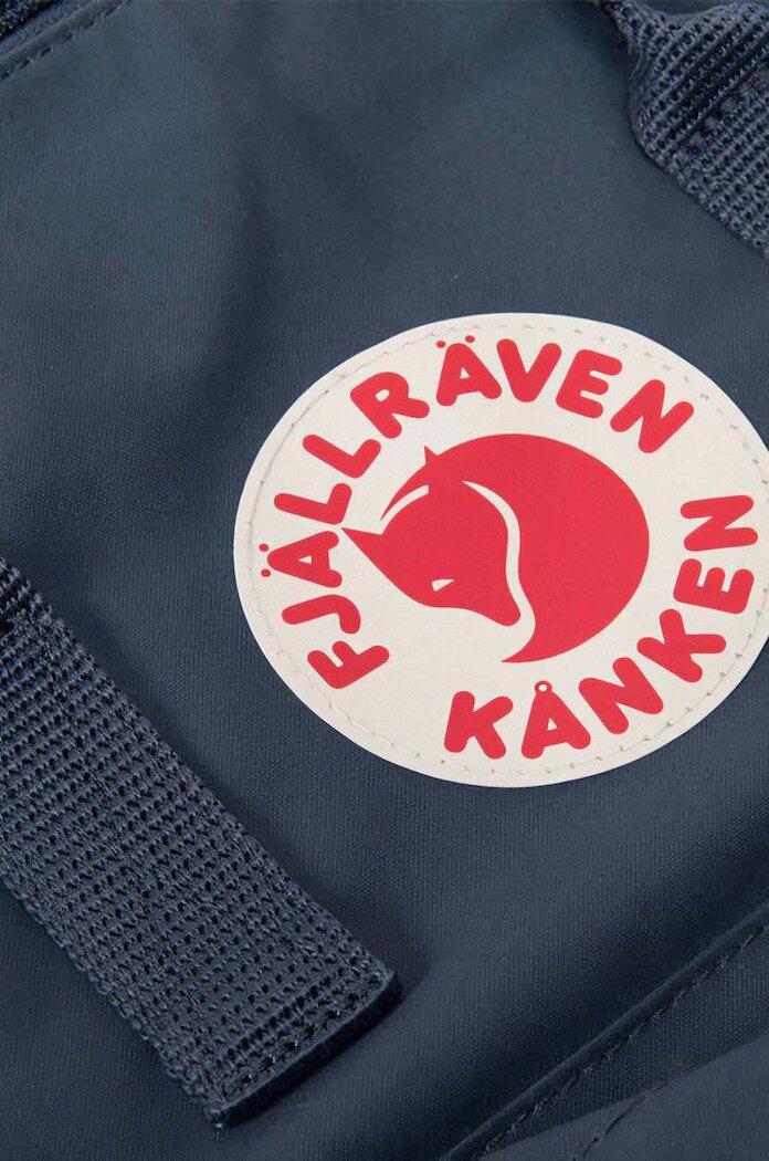 FjallRaven Раница Kanken в сиво голям размер с апликация